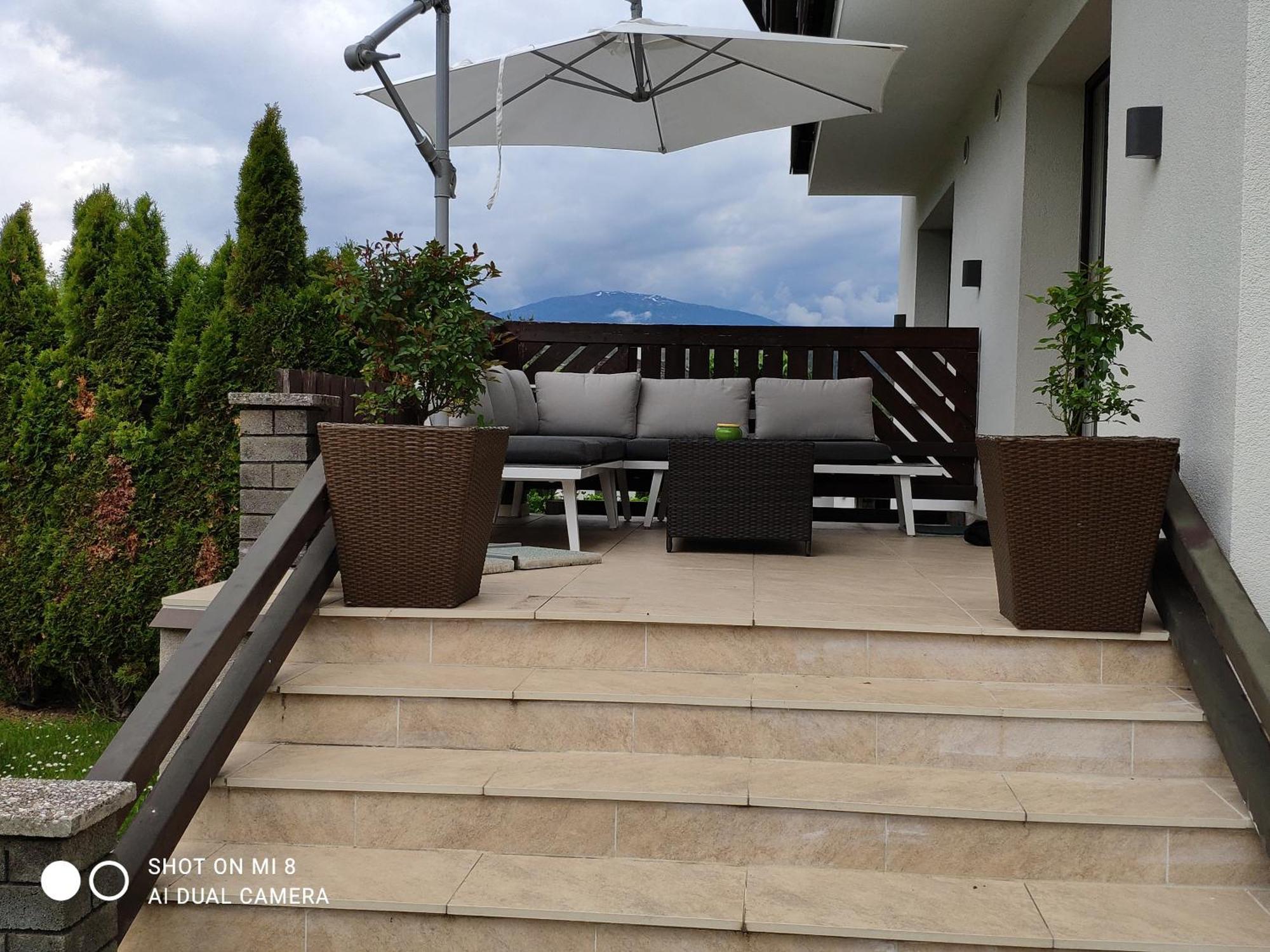 Haus Charlie Hotel Velden am Woerthersee Exterior photo