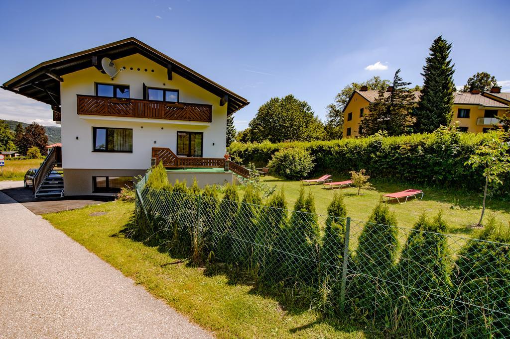 Haus Charlie Hotel Velden am Woerthersee Exterior photo